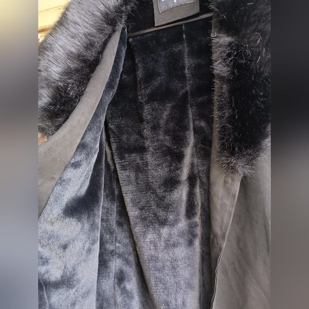 BELLIVERA Black Suede Like Trench Coat With Faux Fur Collar & Lining_Med - Picture 4 of 11